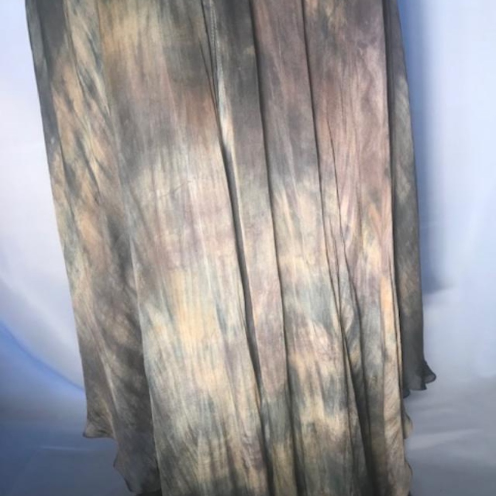 Formal Gown - Picture 3 of 5